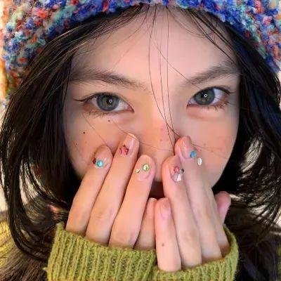 情迷希拉曼地：璀璨名姝